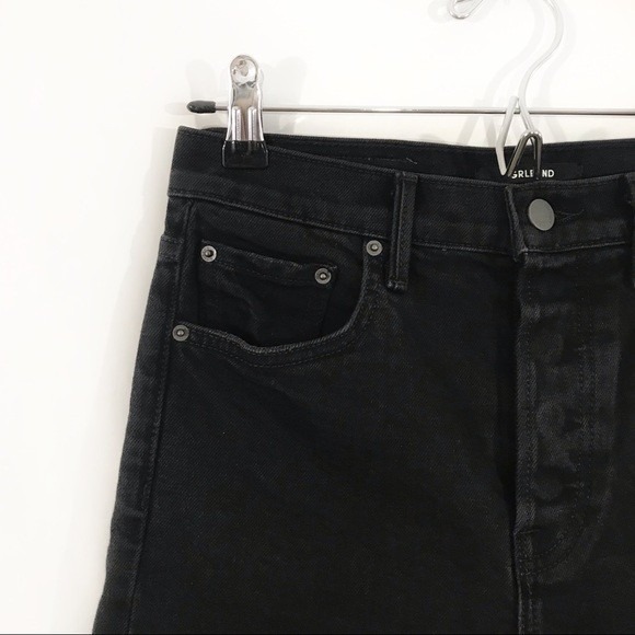 GRLFRND Riley Bermuda Short In Downtown - Picture 10 of 11